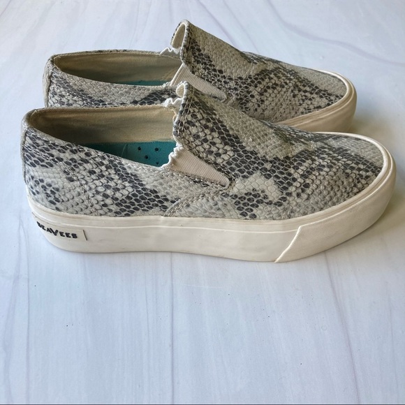 SeaVees Baja Platform Mulholland Snake Print 7 - Picture 6 of 9